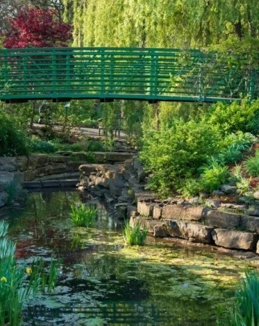 Overland Park Arboretum & Gardens - Go Wandering