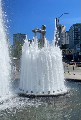 Olympic Sculpture Park - Go Wandering