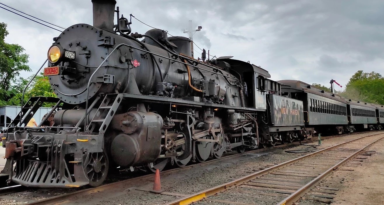 Essex Steam Train & Riverboat