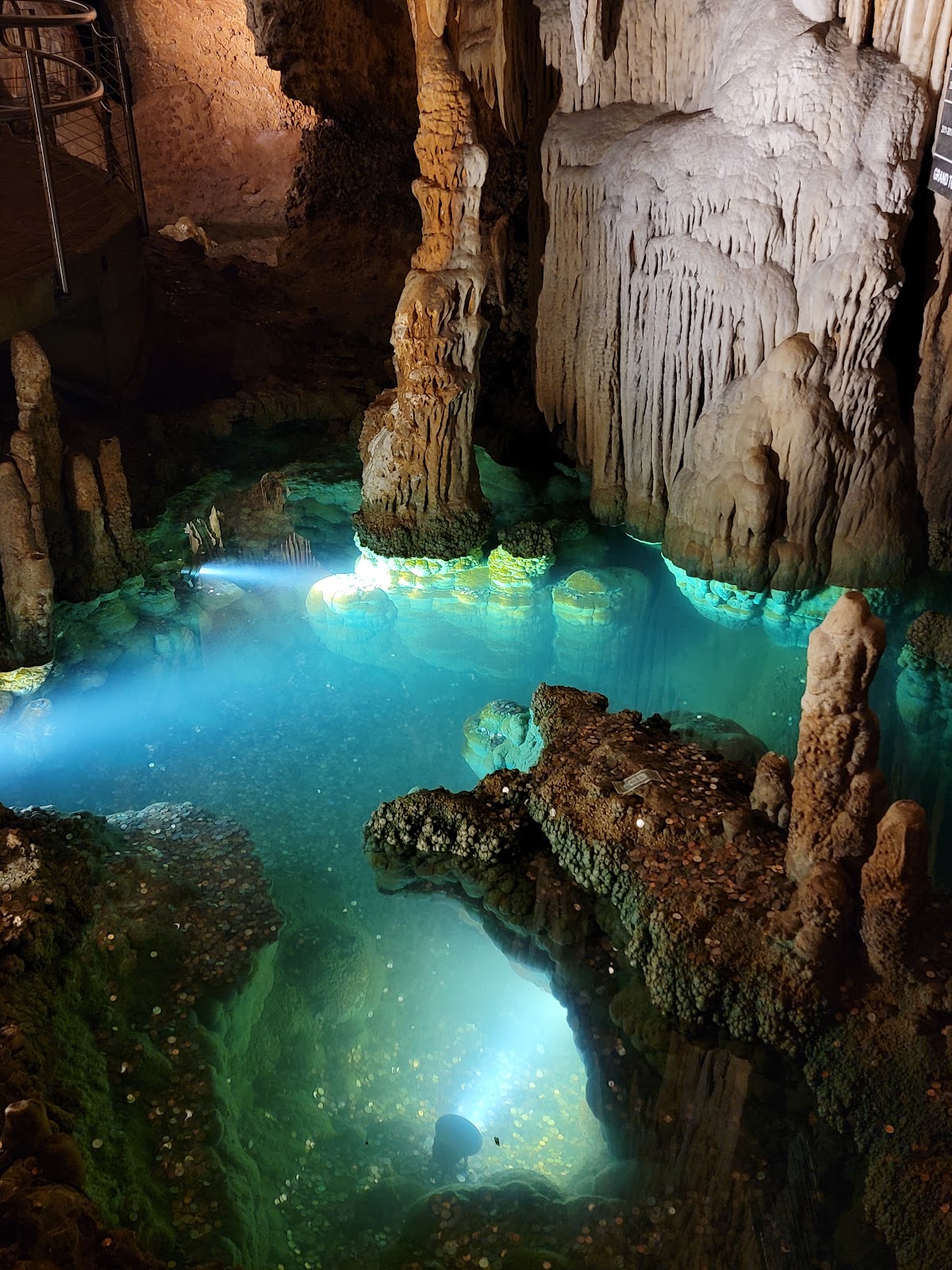 Lurays Cavern