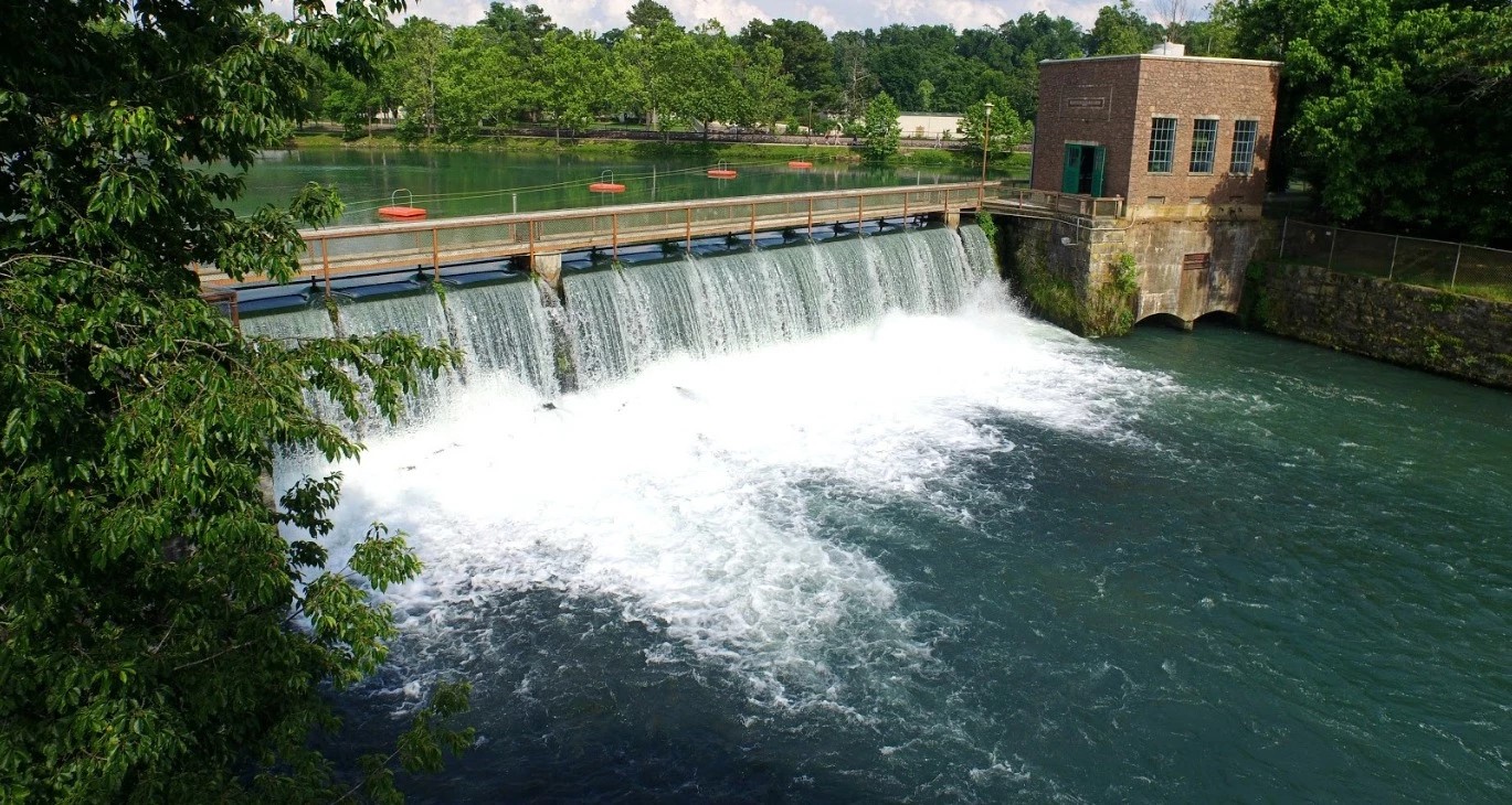 Dive into History: Mammoth Spring State Park, Arkansas's Hidden Gem