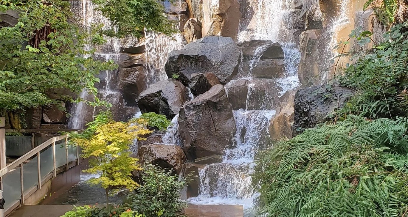 UPS Waterfall Garden Park - Go Wandering