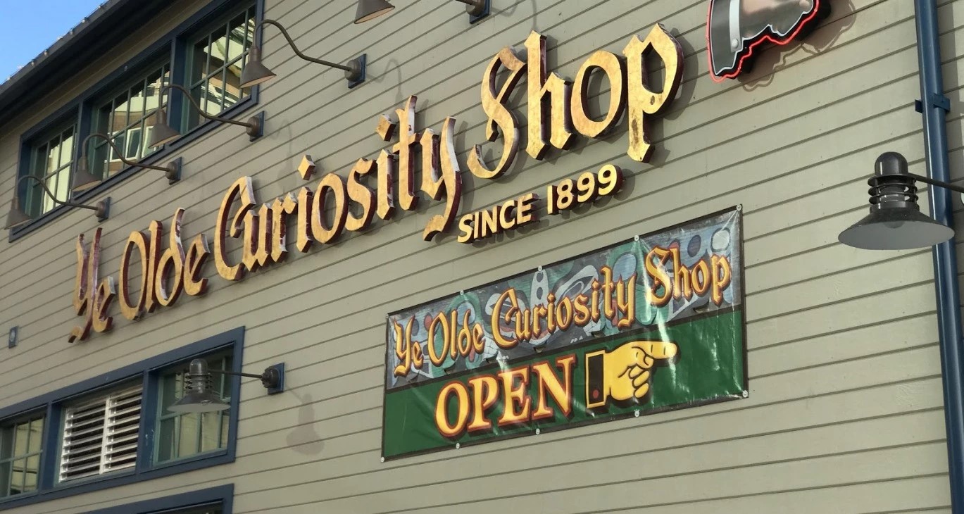 Ye Olde Curiosity Shop - Go Wandering