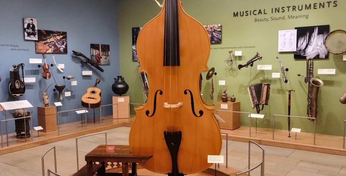 Musical Instrument Museum Go Wandering