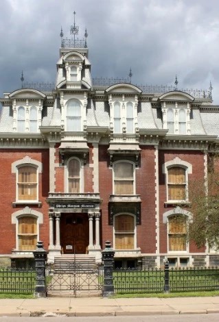 Phelps Mansion Museum - Go Wandering