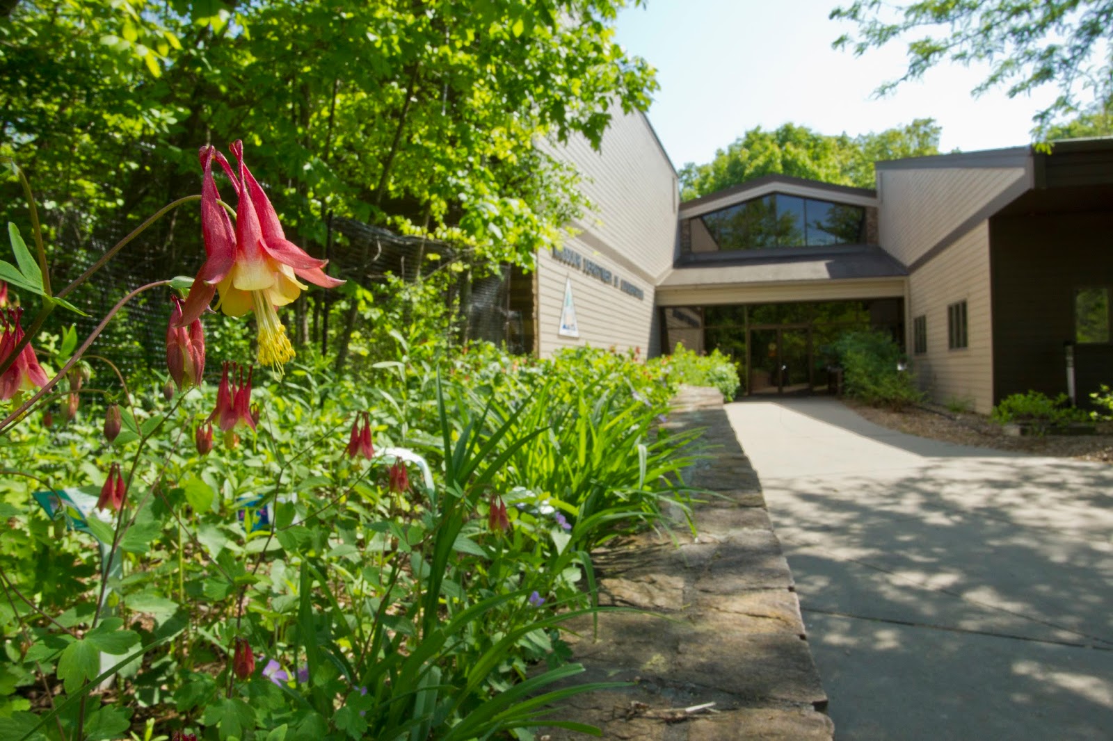 Springfield Conservation Nature Center - Go Wandering