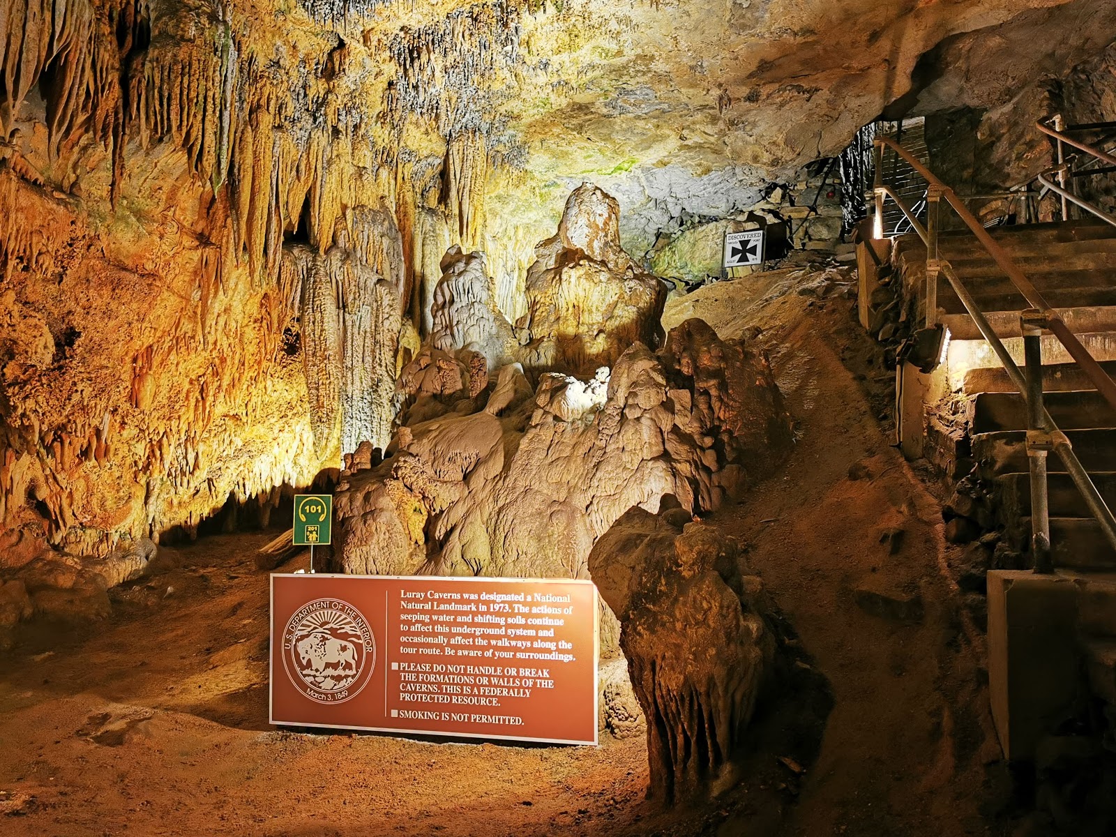 can i bring my dog to luray caverns