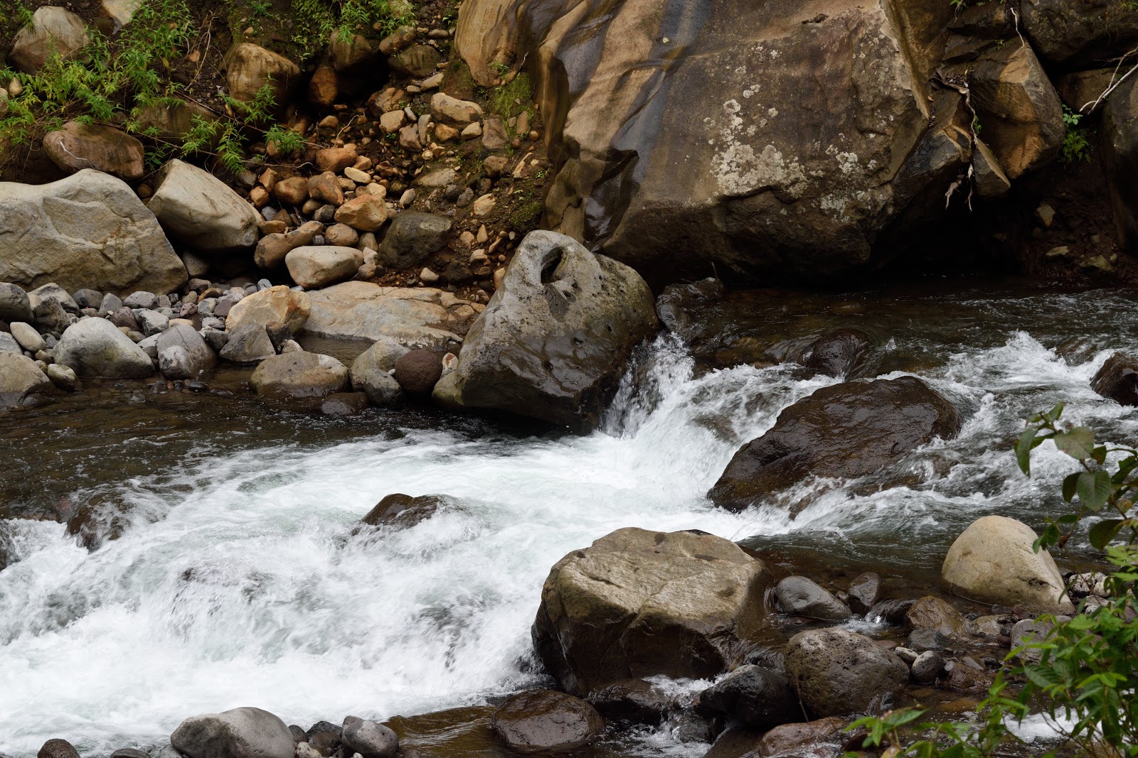 ʻĪao Valley State Park - Go Wandering