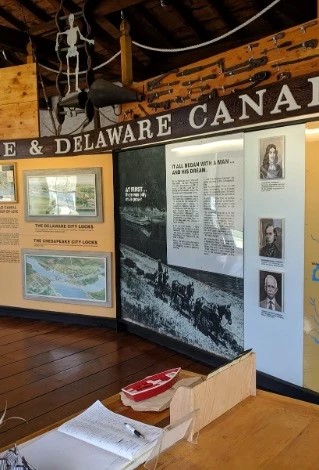 c & d canal museum tours