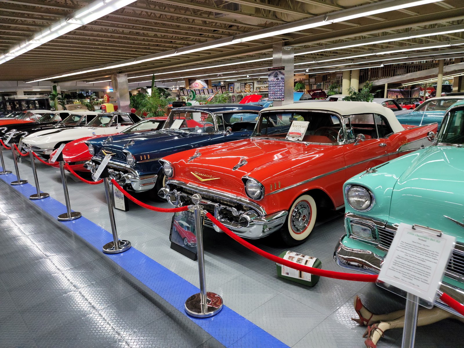 Tallahassee Automobile Museum - Go Wandering