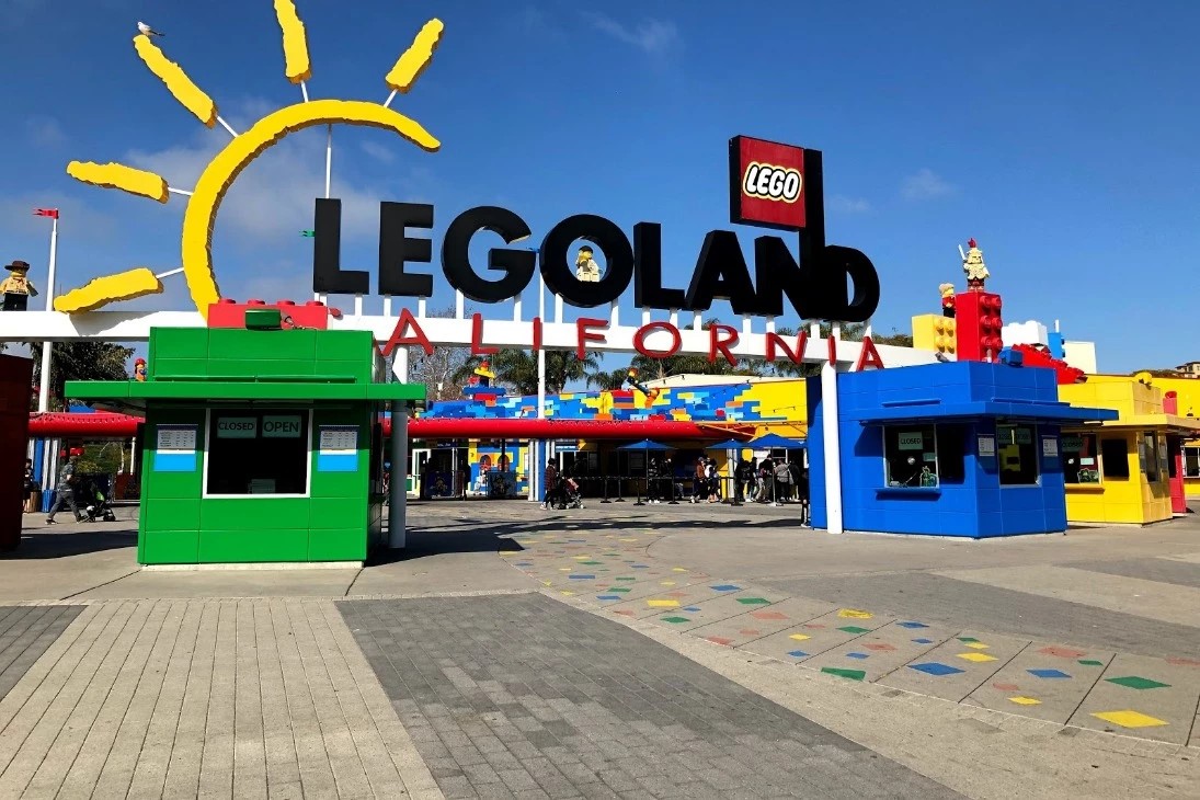 LEGOLAND California - Go Wandering